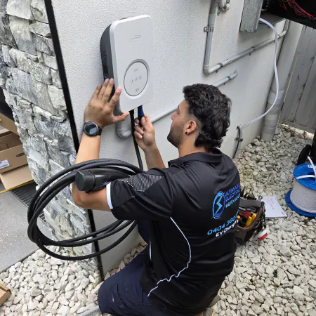 Electrician installing Fronius Wattpilot