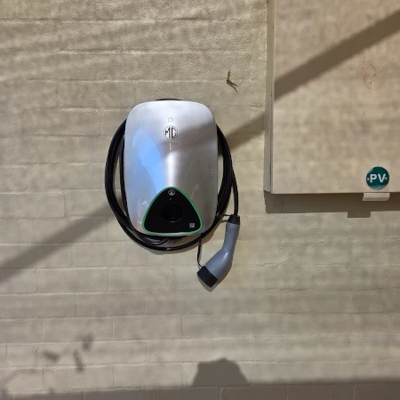 MG ChargeHub install
